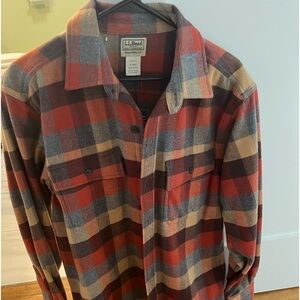 Mens LL Bean Plaid button shirt